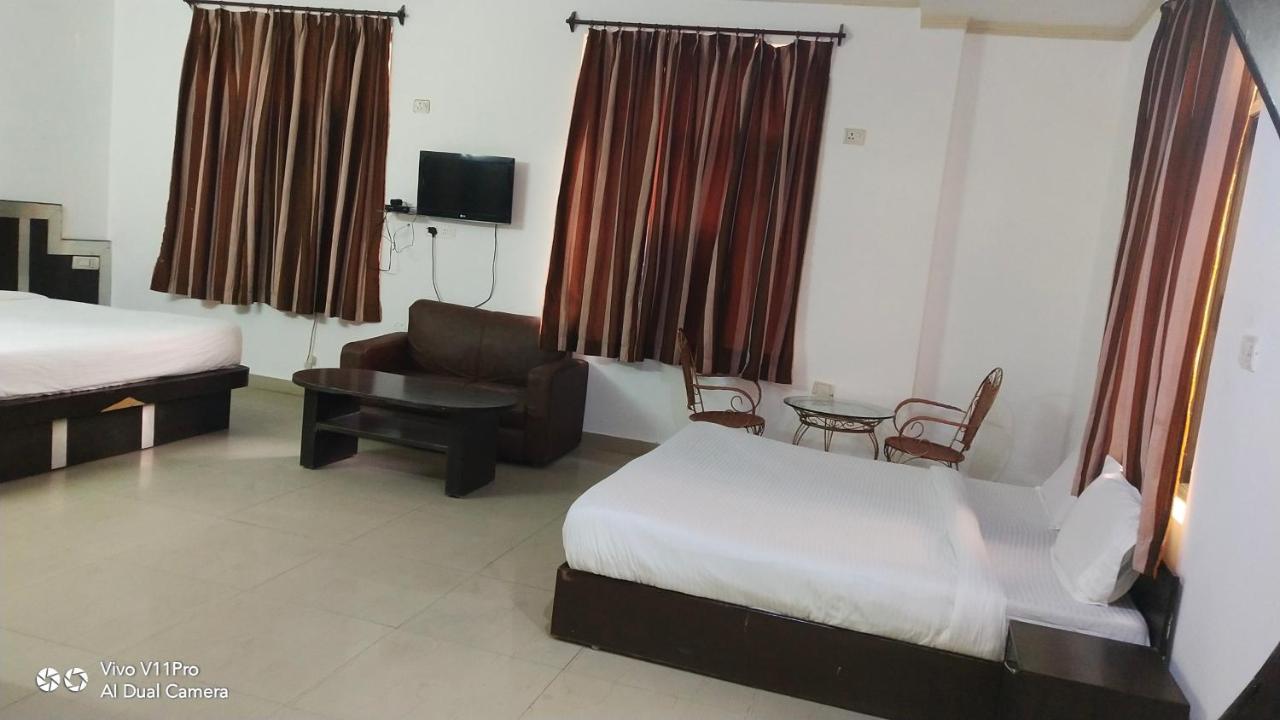 Fabhotel Prashant Palace Mysore Eksteriør bilde