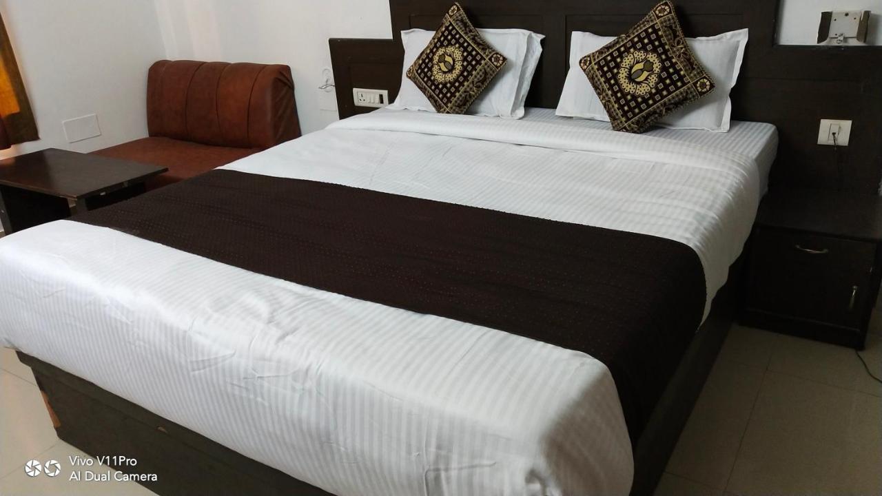 Fabhotel Prashant Palace Mysore Eksteriør bilde